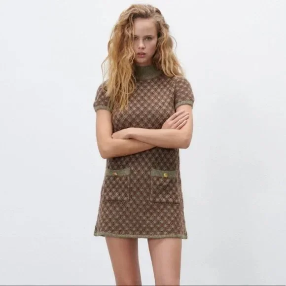 Gold-Buttoned Plaid Knit Dress　　Mサイズ Gold-Buttoned Plaid Knit Dress